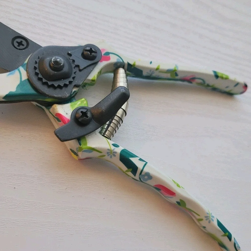 2-Piece Floral Garden Tools hand fork & Pruning Shears Decorative Print Aluminum